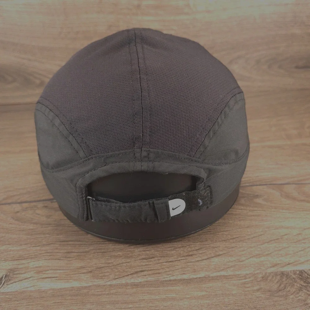 Nike Tailwind Hat Featherlight Cap Womens Strap Back Black Dri-Fit Running Golf